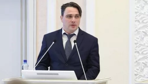 Экс-чиновника осудили за совращение алтайской школьницы и других девочек