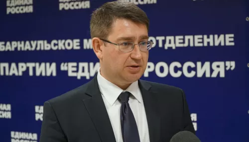Мэрия Барнаула опровергла слухи об отставке замглавы города Юрия Еремеева