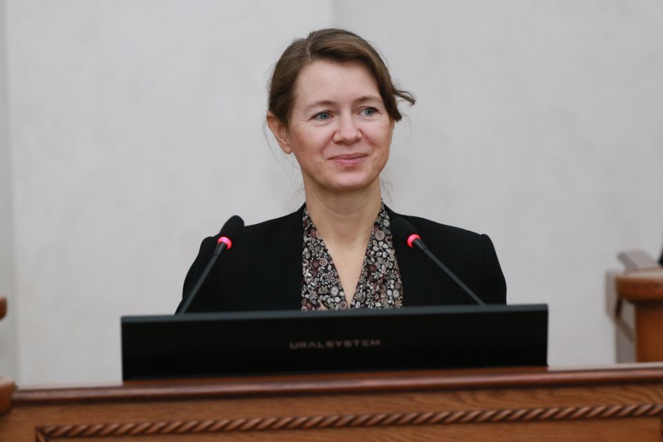 Елена Безрукова