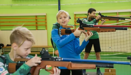 Соревнования по биатлону прошли среди барнаульских шестиклассников