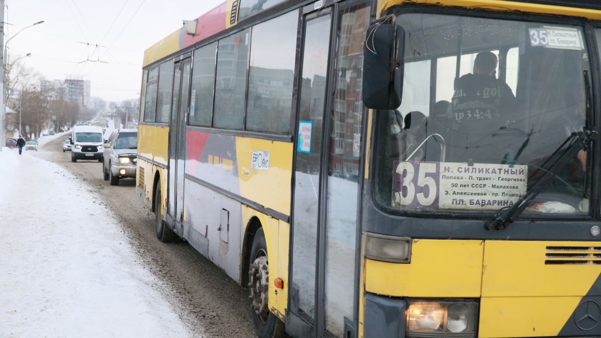 Автобус. Общественный транспорт Барнаула