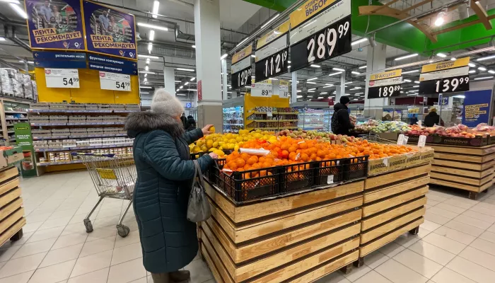 Молочка, помидоры и говядина: какие продукты выросли в цене в Алтайском крае