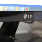 Производитель LG Electronics приостановил все поставки в Россию