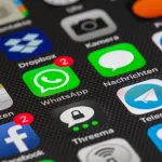 Что с WhatsApp: правда ли, что в России его больше нельзя скачать