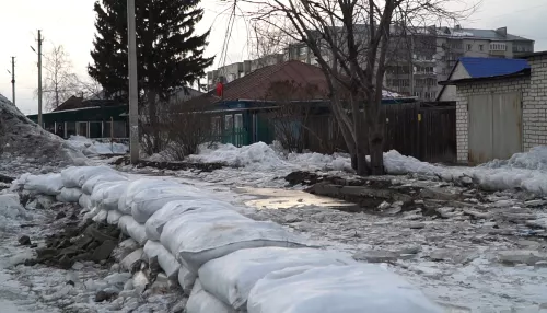 В Барнауле жители улицы Кирова снова готовятся к потокам талых вод