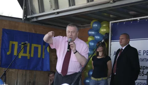 В ЛДПР назначили временного руководителя фракции в Госдуме вместо Жириновского