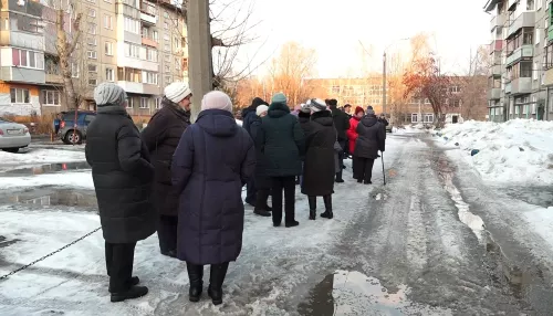 Жители многоэтажки в Барнауле решили сменить УК на более исполнительную