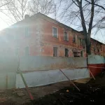 В Барнауле в Октябрьском районе сносят два аварийных дома