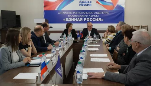Вице-губернатор Степаненко стал главой алтайского совета сторонников единороссов