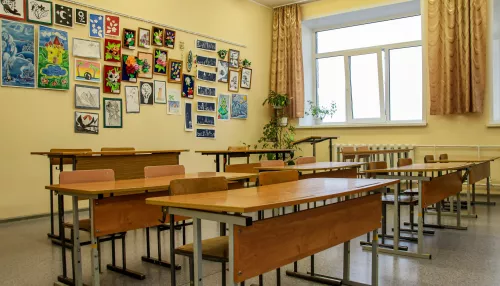 Правда ли, что российским семьям снова выплатят по 10 тысяч рублей на школьников