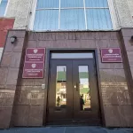 На Алтае журналист подал в прокуратуру на депутата за изгнание с открытой сессии