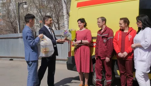 День работников скорой медицинской помощи отметили в Барнауле