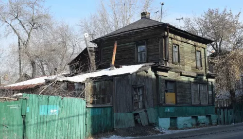 100-летний дом семьи знаменитого пивовара сносят в центре Барнаула