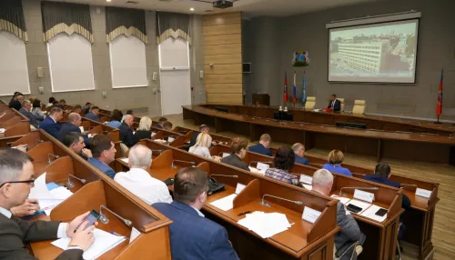 Летом в Барнауле дети отдохнут в семи загородных и 82 дневных лагерях