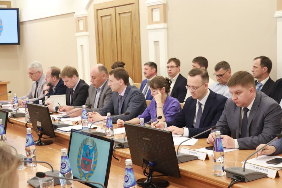 Заседание правительства Алтайского края 18 мая