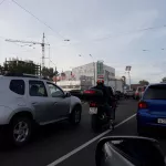 Гигантские пробки сковали Барнаул в первый рабочий день после перекрытия моста