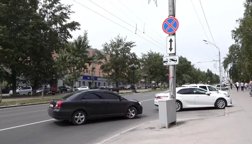 Барнаульцы жалуются на выделенку и отсутствие парковок после закрытия моста