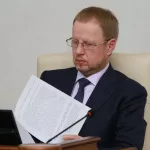 Томенко подписал договоры о сотрудничестве с Москвой, Кузбассом и Калмыкией