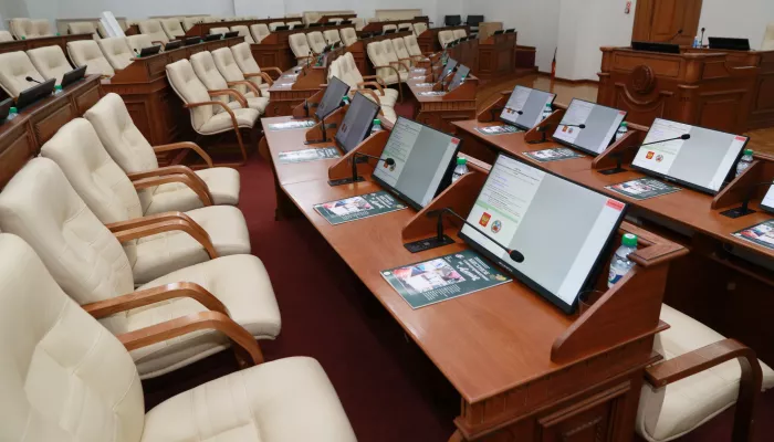 Депутаты АКЗС вручили подбор потенциальных мэров губернатору