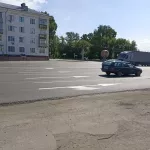 В Барнауле на проспекте Калинина нанесли новую дорожную разметку
