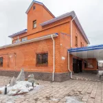 В Барнауле дом с камином, зоной барбекю и большой баней продают за 45 млн рублей