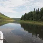 Алтайские путешественники проплыли на катере по Лене 350 километров