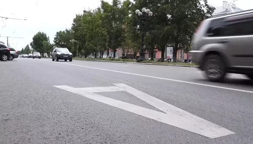 Мертвая зона: нужна ли в Барнауле выделенка автобусам в центре города
