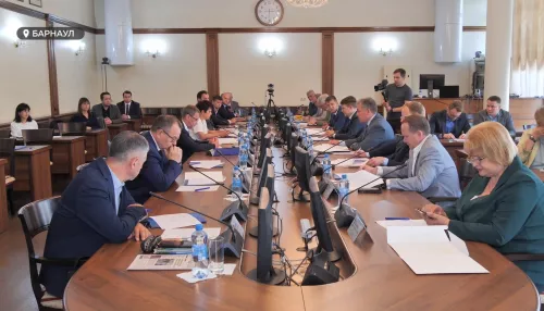 Единая Россия утвердила тройку кандидатов на выборы в Барнаульскую гордуму