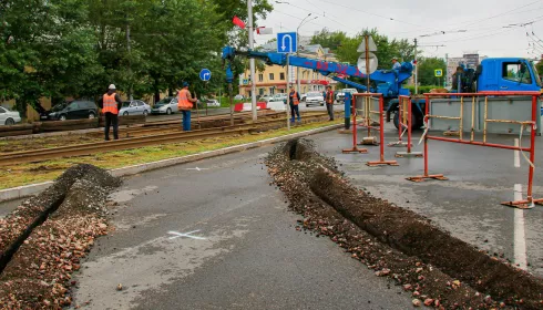 Рельсы, шпалы и круги. У Дома быта в Барнауле создают второе трамвайное кольцо
