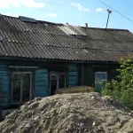 Барнаульский дом с рухнувшим потолком стал нежилым