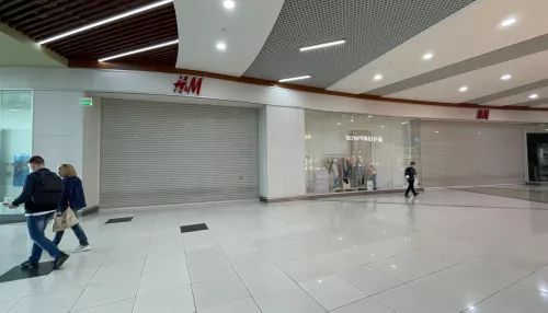 Правда ли, что H&M уходит из России и распродает оставшийся товар