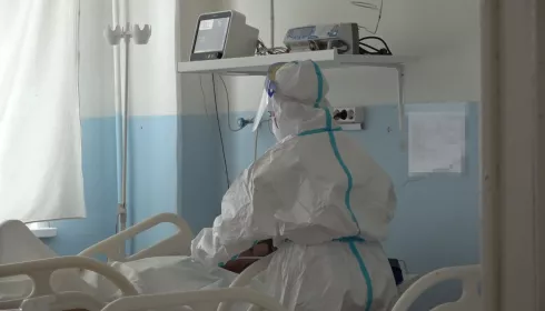 Семье рубцовского врача, умершего от ковида, отказывают в получении выплаты