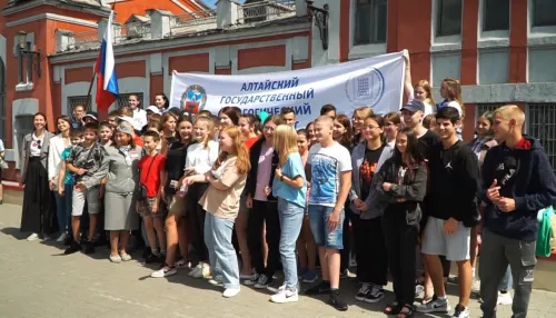 В Алтайский край приехали около 50 детей из Донбасса