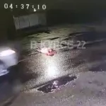 В Алтайском крае автомобиль задавил лежащего на дороге человека