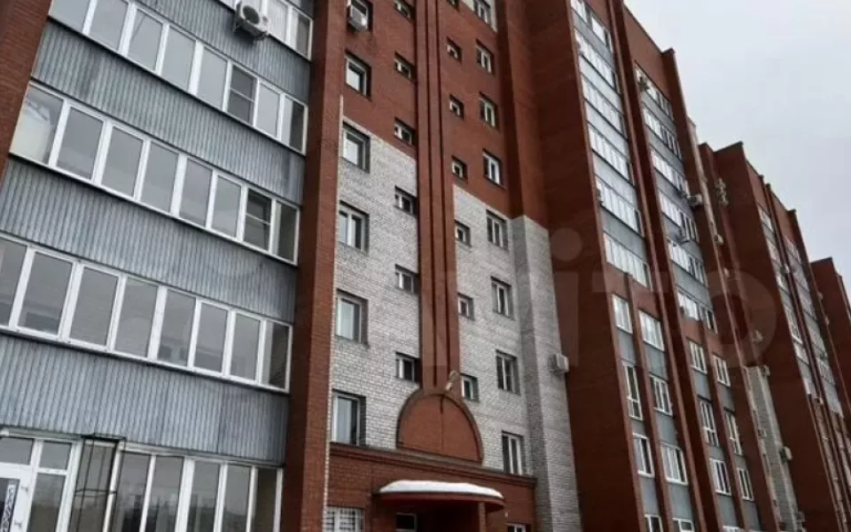В Барнауле продают квартиру с витражами и мозаикой за 26 млн рублей