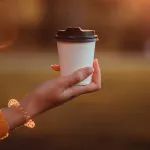 Названа норма чая и кофе, которая может продлить жизнь