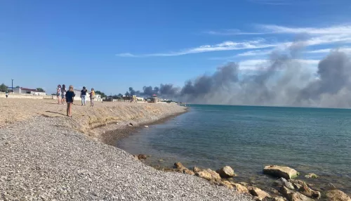 Более 10 человек пострадали при взрыве на аэродроме в Крыму