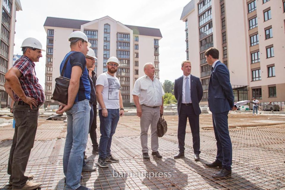В Барнауле завершается строительство ЖК "Парковый"