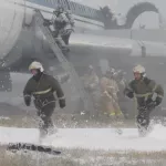 Пожарные потренируются тушить Барнаульский аэропорт