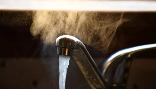 Ещё 310 барнаульских домов получили горячую воду досрочно