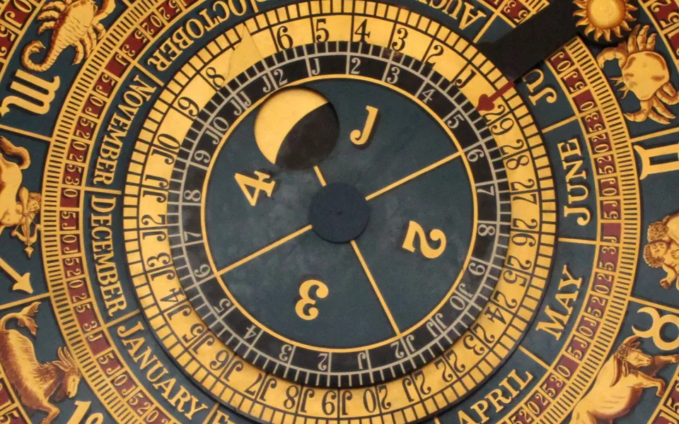 Астрологи рассказали, какие знаки зодиака в сентябре встретят вторую половинку
