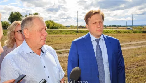 В Гоньбе капитально ремонтируют клуб и готовятся к строительству амбулатории