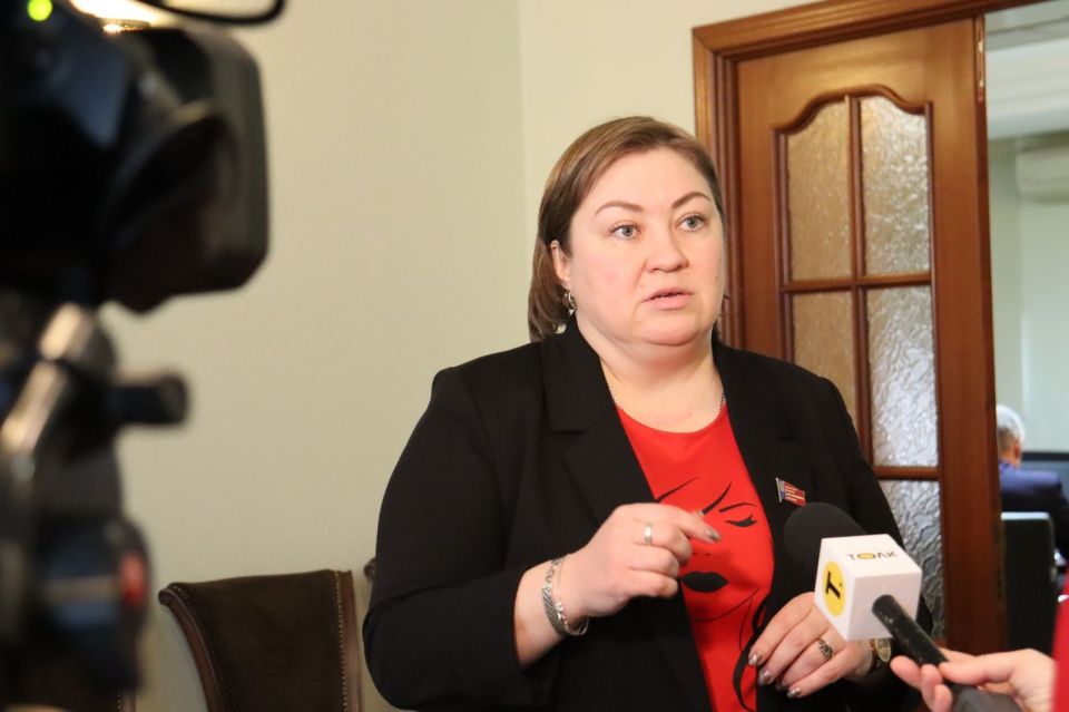 Депутат АКЗС Евгения Боровикова