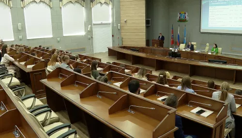 В Барнауле на педсовете с депутатами гордумы обсудили новый учебный год