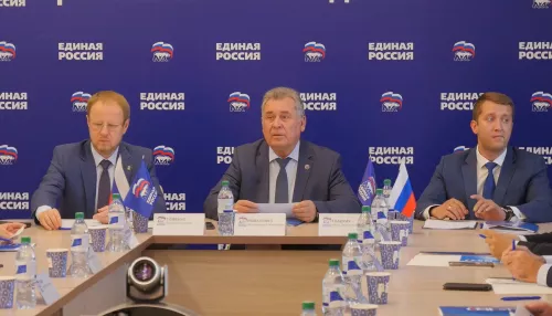 На заседании президиума Единой России выбрали программу на выборы