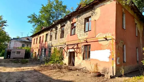 В Барнауле на Потоке скоро снесут еще один аварийный дом