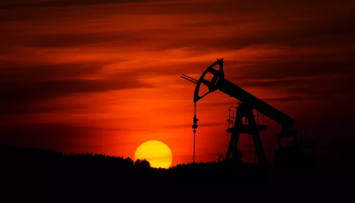 С Днем нефтяника! Бодрые и душевные поздравления с праздником в стихах и прозе