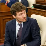 Женился барнаульский бизнесмен и депутат заксобрания Максим Банных