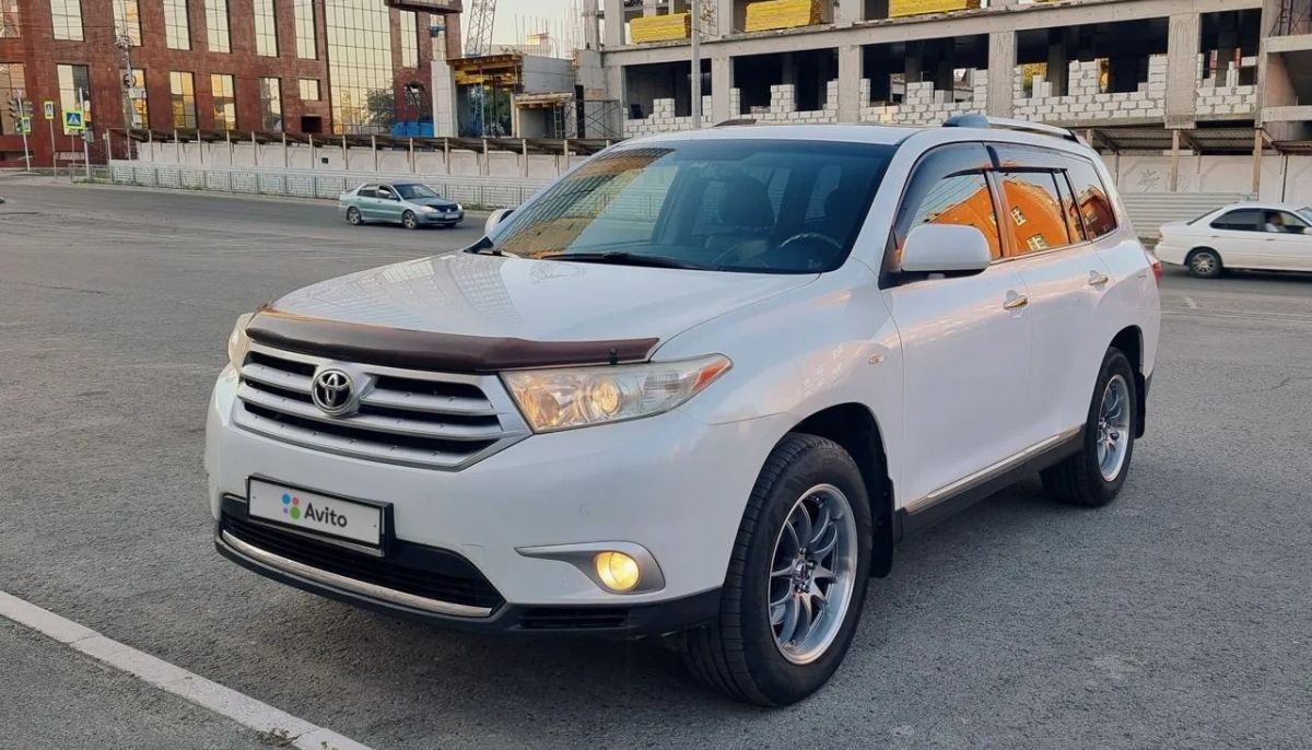 В Барнауле выставили на продажу Toyota Highlander за 1,7 млн рублей - Толк  06.09.2022