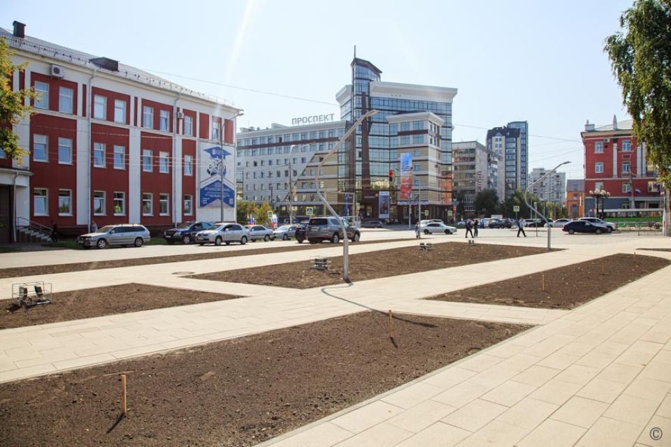 Сквер медиков в Барнауле